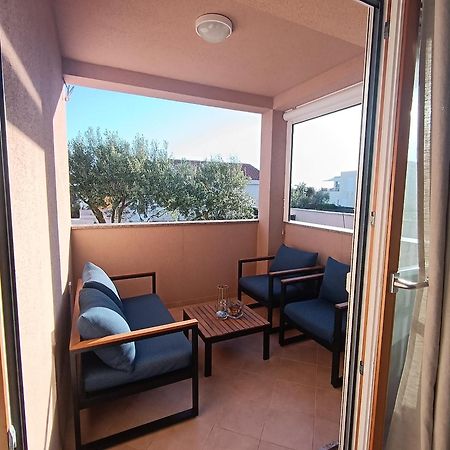 Lily Apartments Punta Skala Petrcane Esterno foto